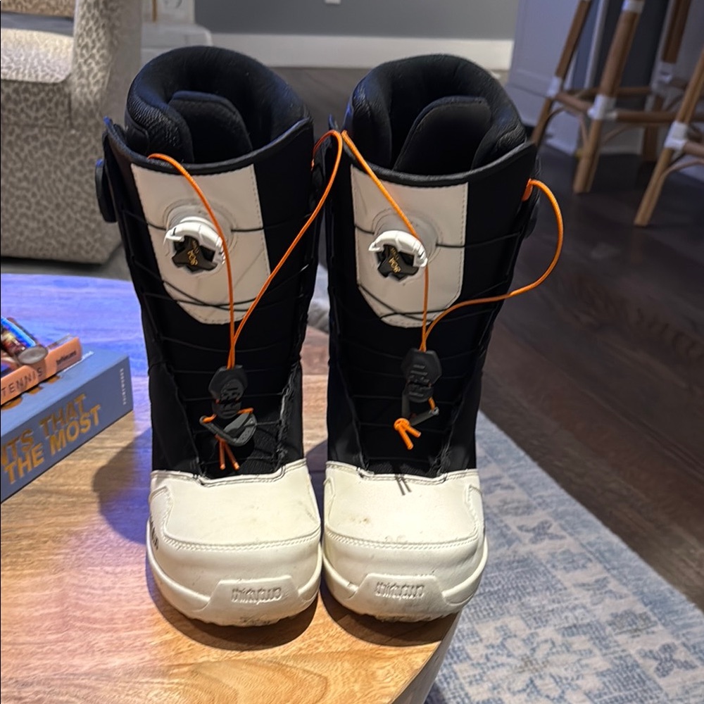 Mens Black and White Snow Boots
